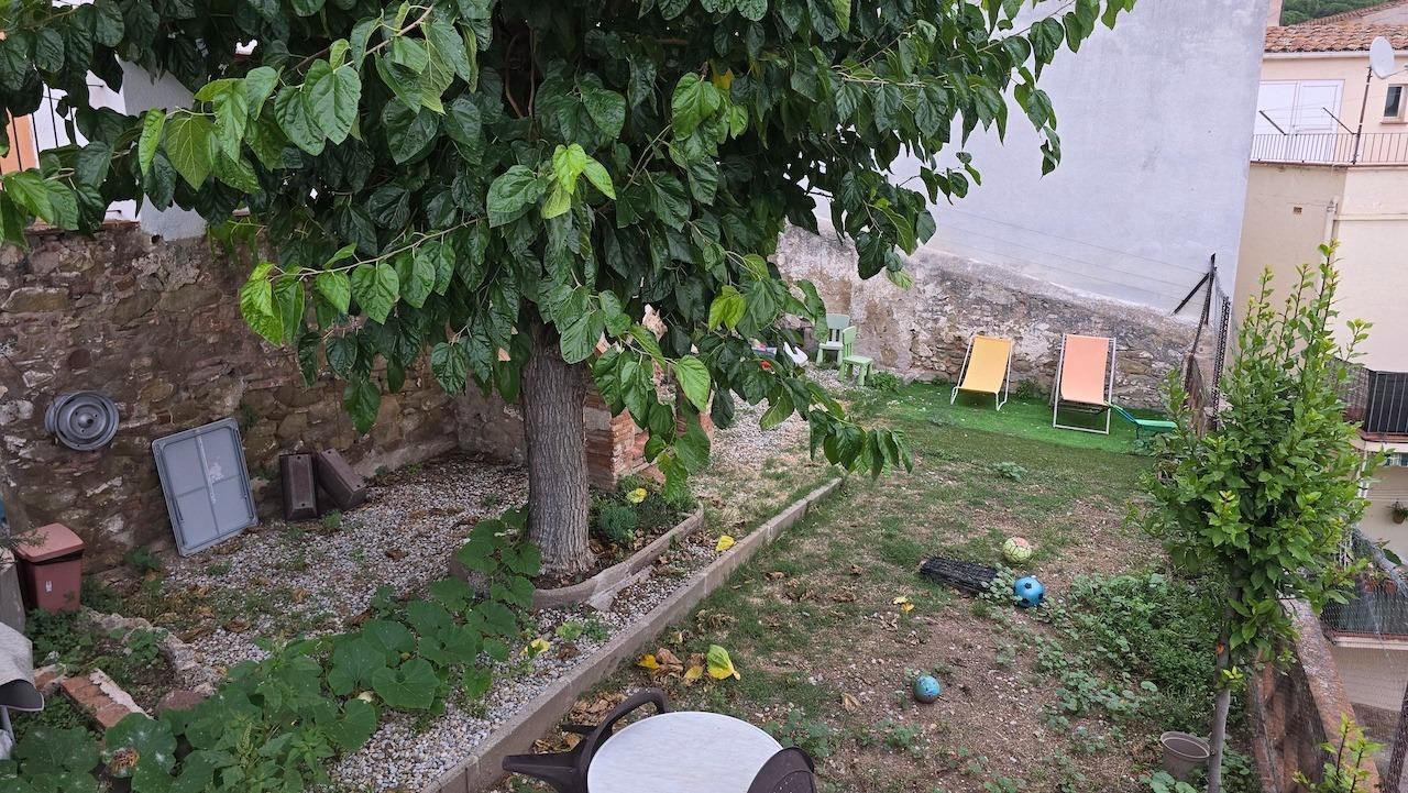 Jardí de Finca rústica en venda en Sant Feliu de Codines amb Jardí privat