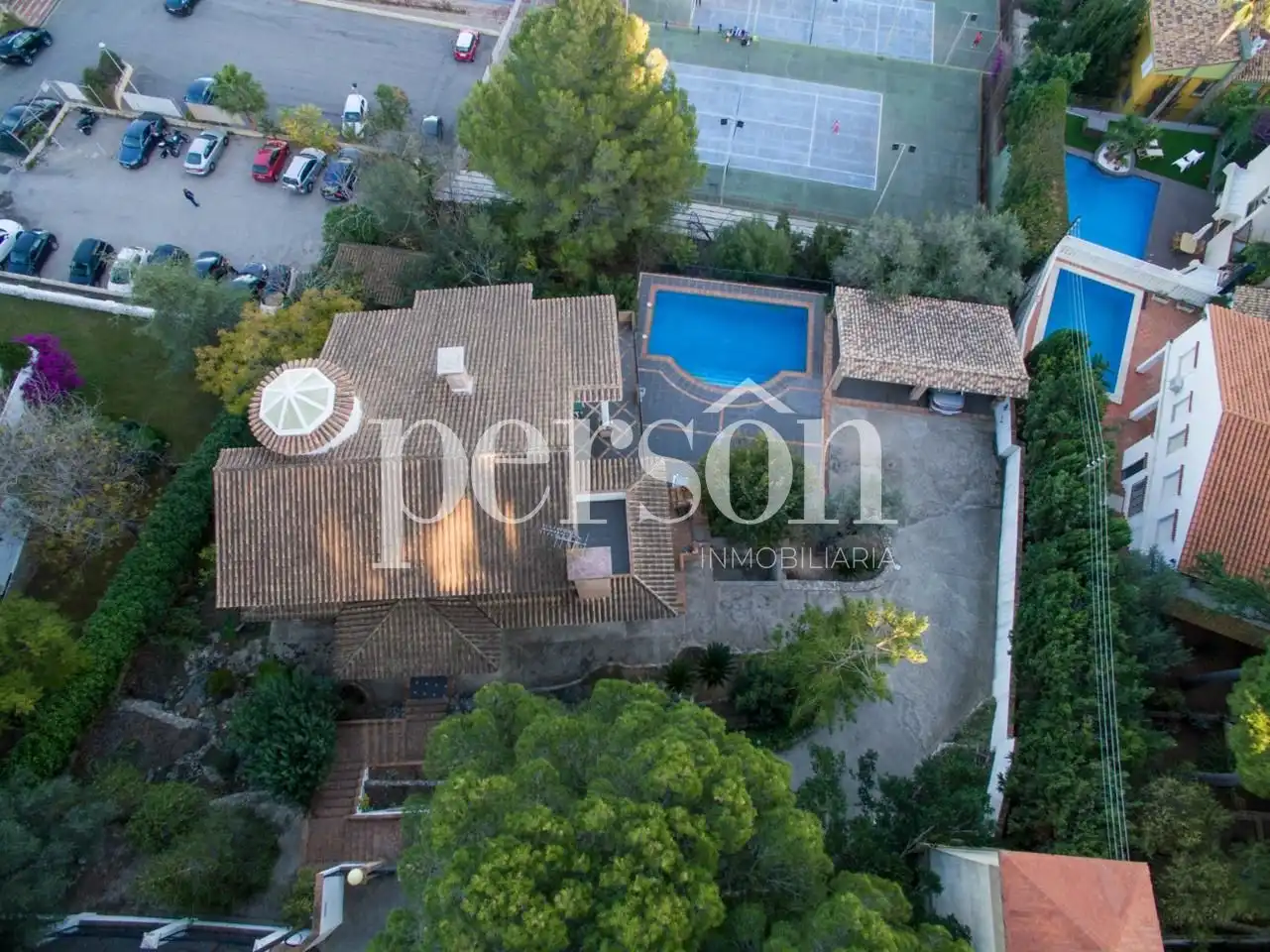 Vista exterior de Casa o chalet en venta en Alzira con Jardín privado, Terraza y Piscina