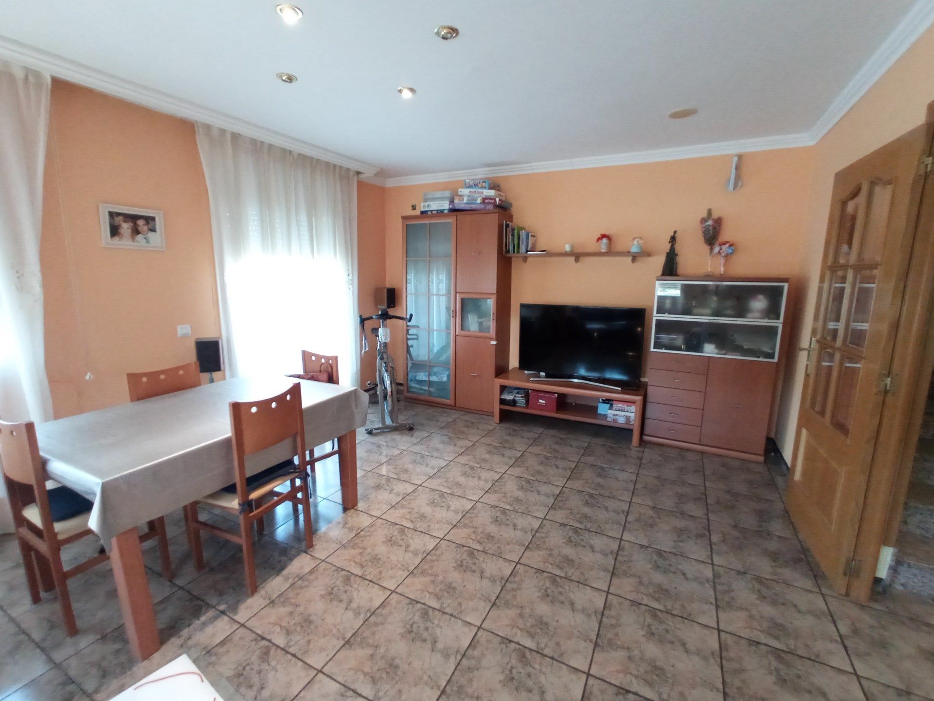 Sala d'estar de Casa adosada en venda en Alfarràs amb Calefacció, Terrassa i Traster
