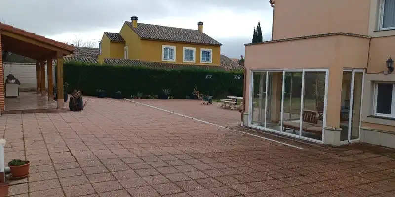 Terraza de Casa o chalet en venta en Renedo de Esgueva con Jardín privado