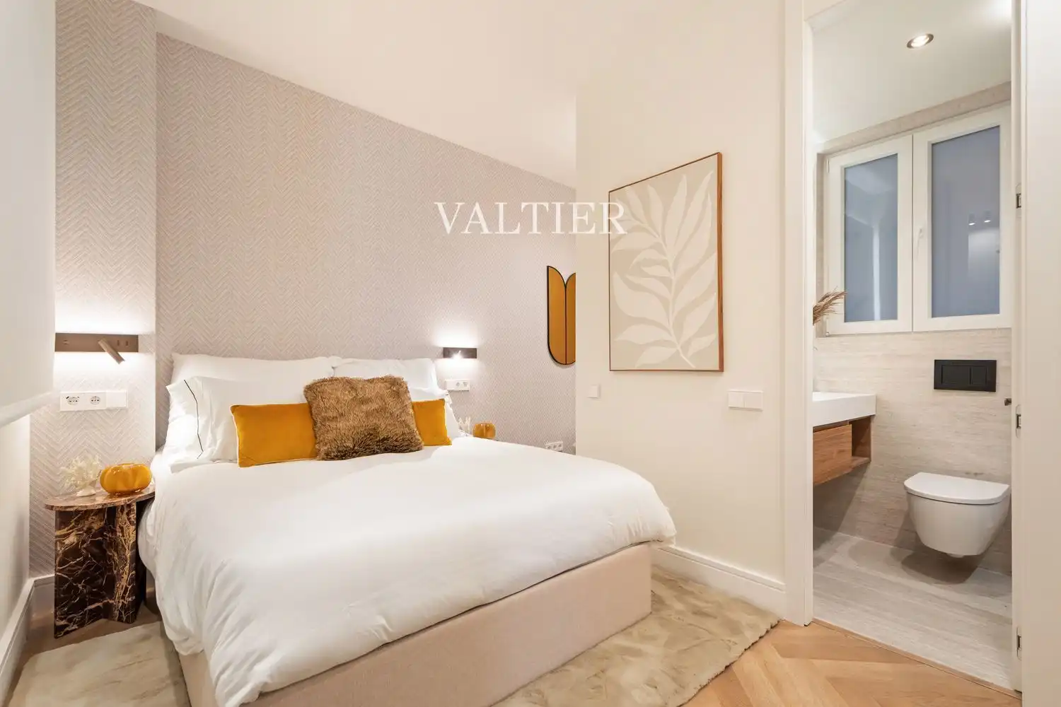 Bedroom of Flat for sale in Madrid  with Air Conditioner, Heating and Terrace