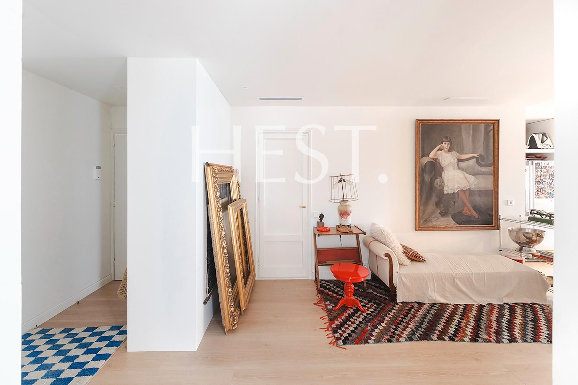 Bedroom of Flat for sale in  Barcelona Capital  with Air Conditioner, Heating and Parquet flooring