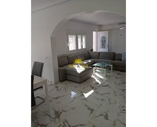 Living room of Single-family semi-detached to rent in Torrevieja  with Air Conditioner, Heating and Terrace