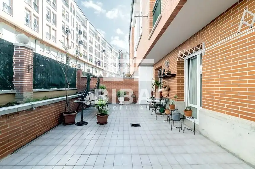 Terrasse von Wohnung zum Verkauf in Arrasate / Mondragón mit Heizung, Terrasse und Balkon