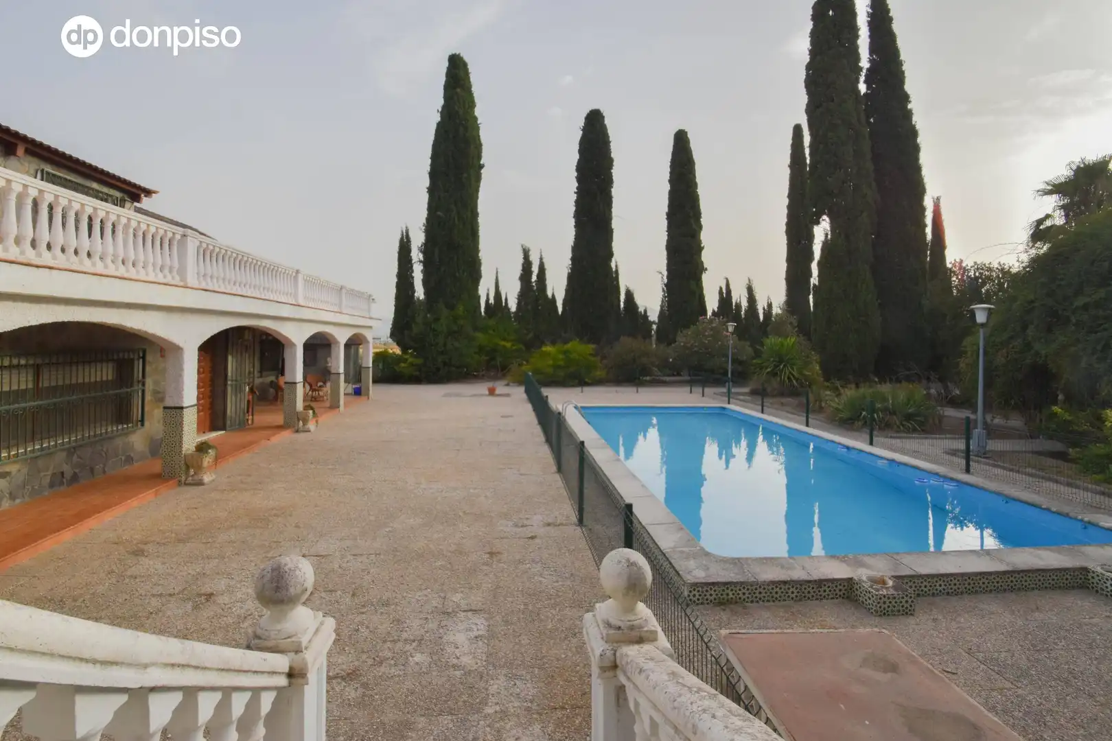 Piscina de Casa o xalet en venda en Chauchina amb Jardí privat, Parquet i Terrassa
