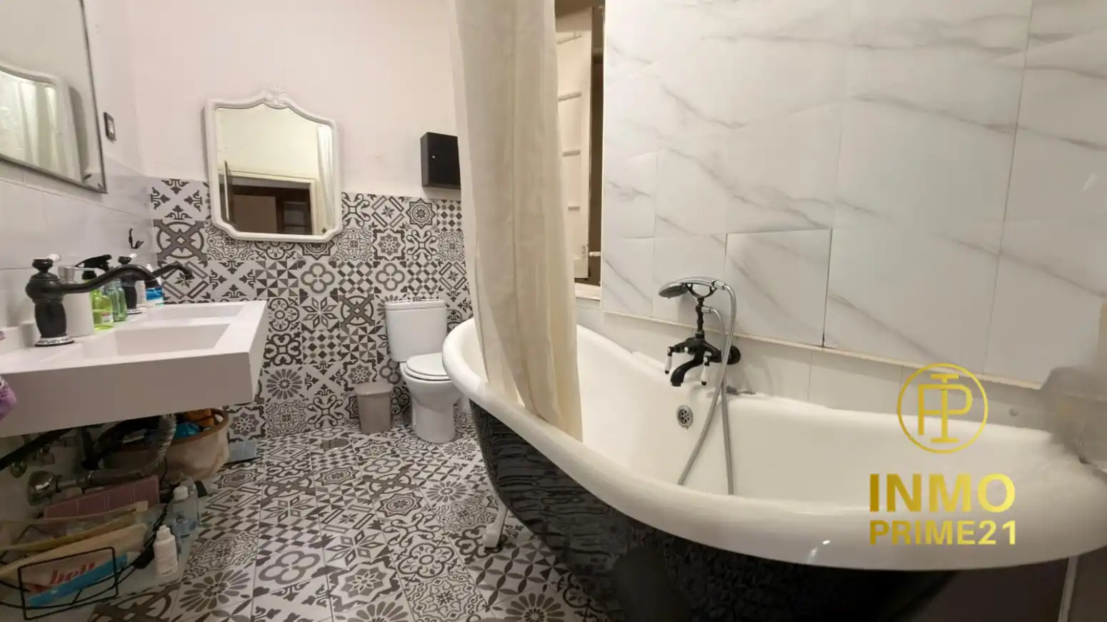 Baño de Piso en venta en Santander con Calefacción, Parquet y Amueblado