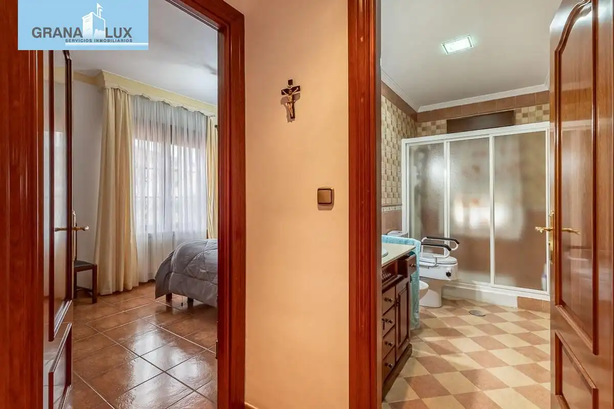 Chalet en venta en Calle de la Virgen del Rocío, imagen 20