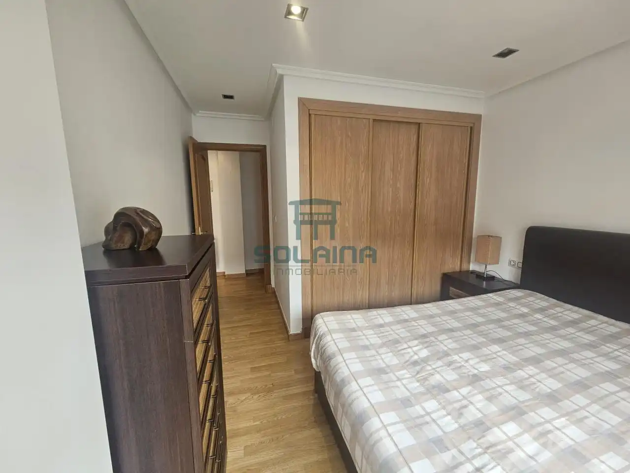Schlafzimmer von Wohnungen zur Miete in Barbadás mit Heizung, Möbliert und Balkon