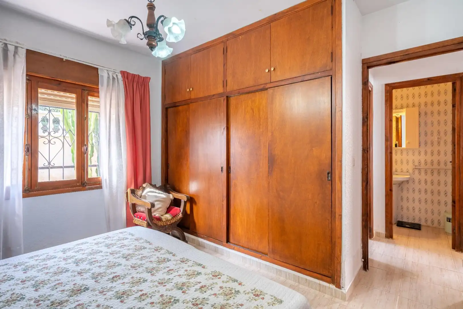 Habitación de Casa o chalet en venta en Roquetas de Mar