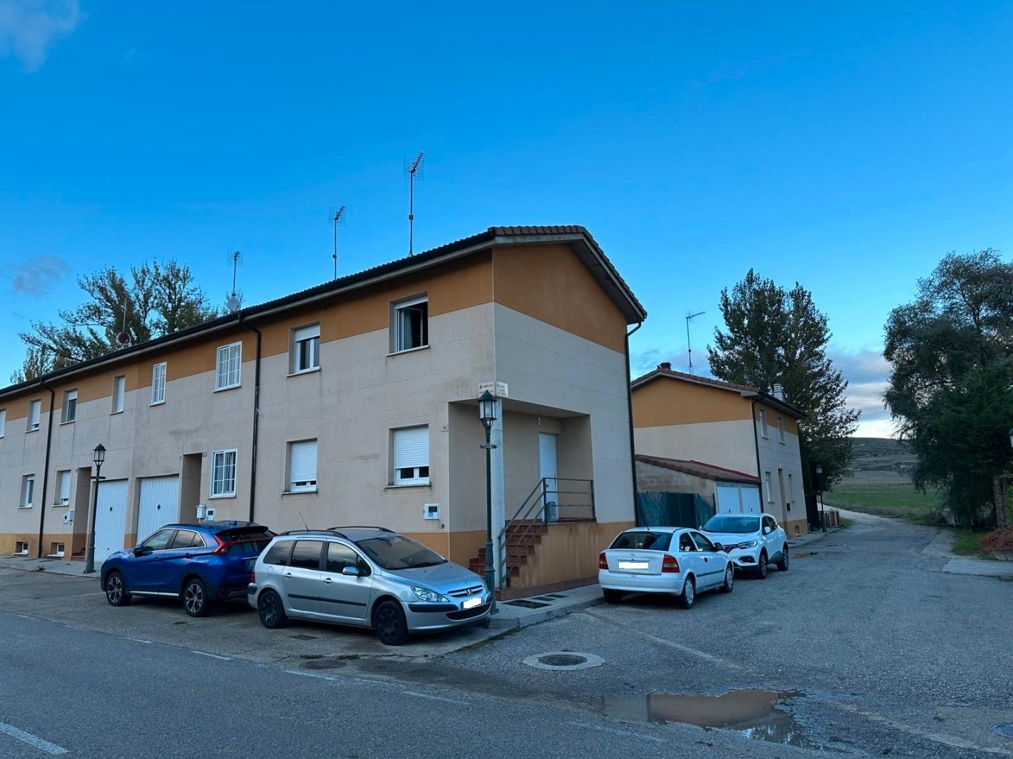 Single-family semi-detached for sale