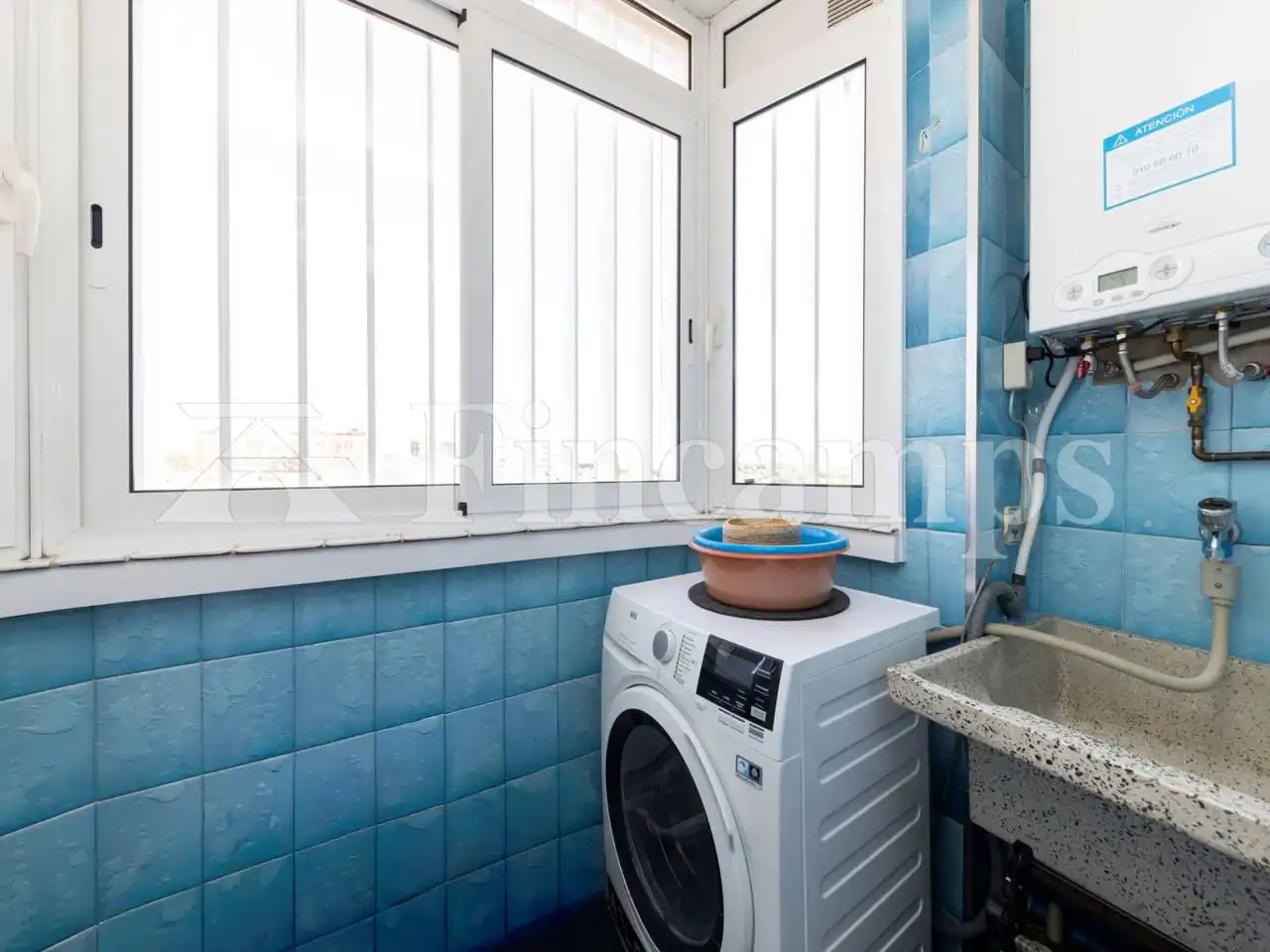 Badezimmer von Wohnung zum Verkauf in Sabadell mit Heizung, Terrasse und Balkon