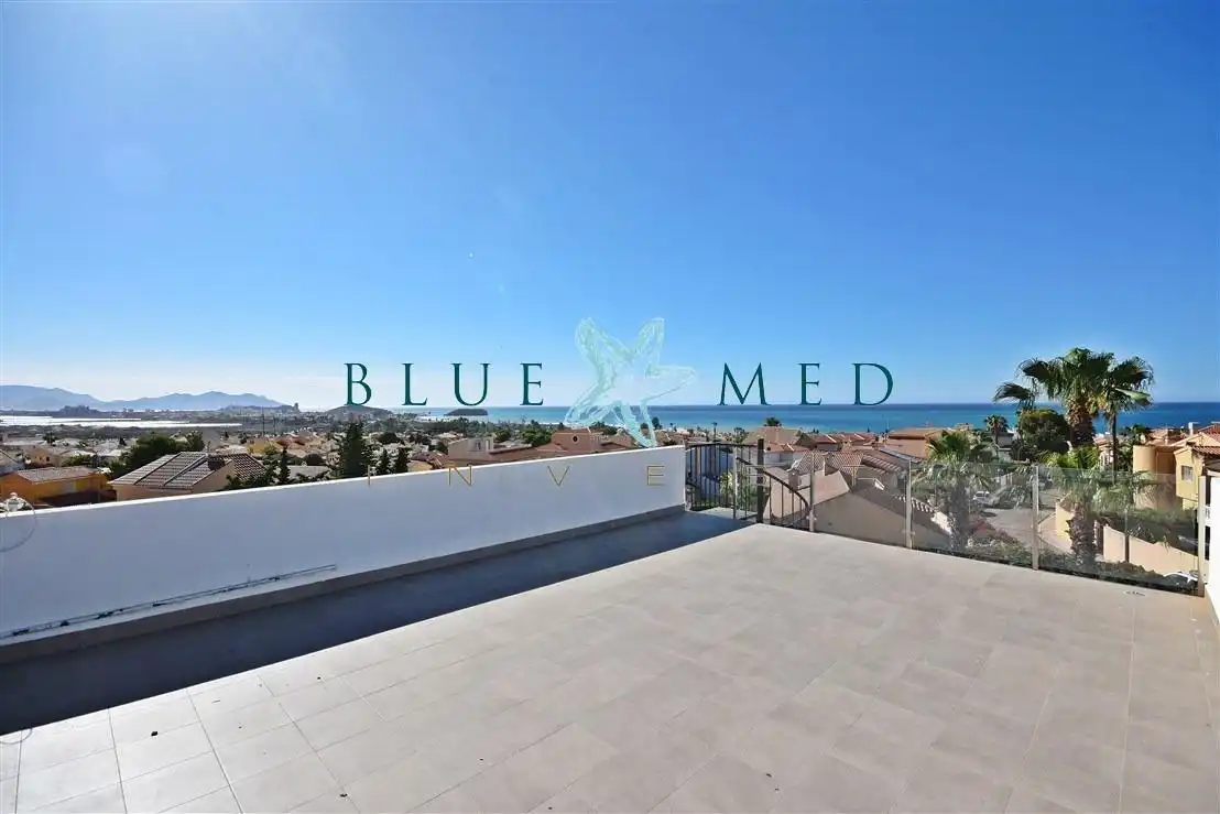 Vista exterior de Casa o xalet en venda en Mazarrón amb Calefacció, Jardí privat i Terrassa