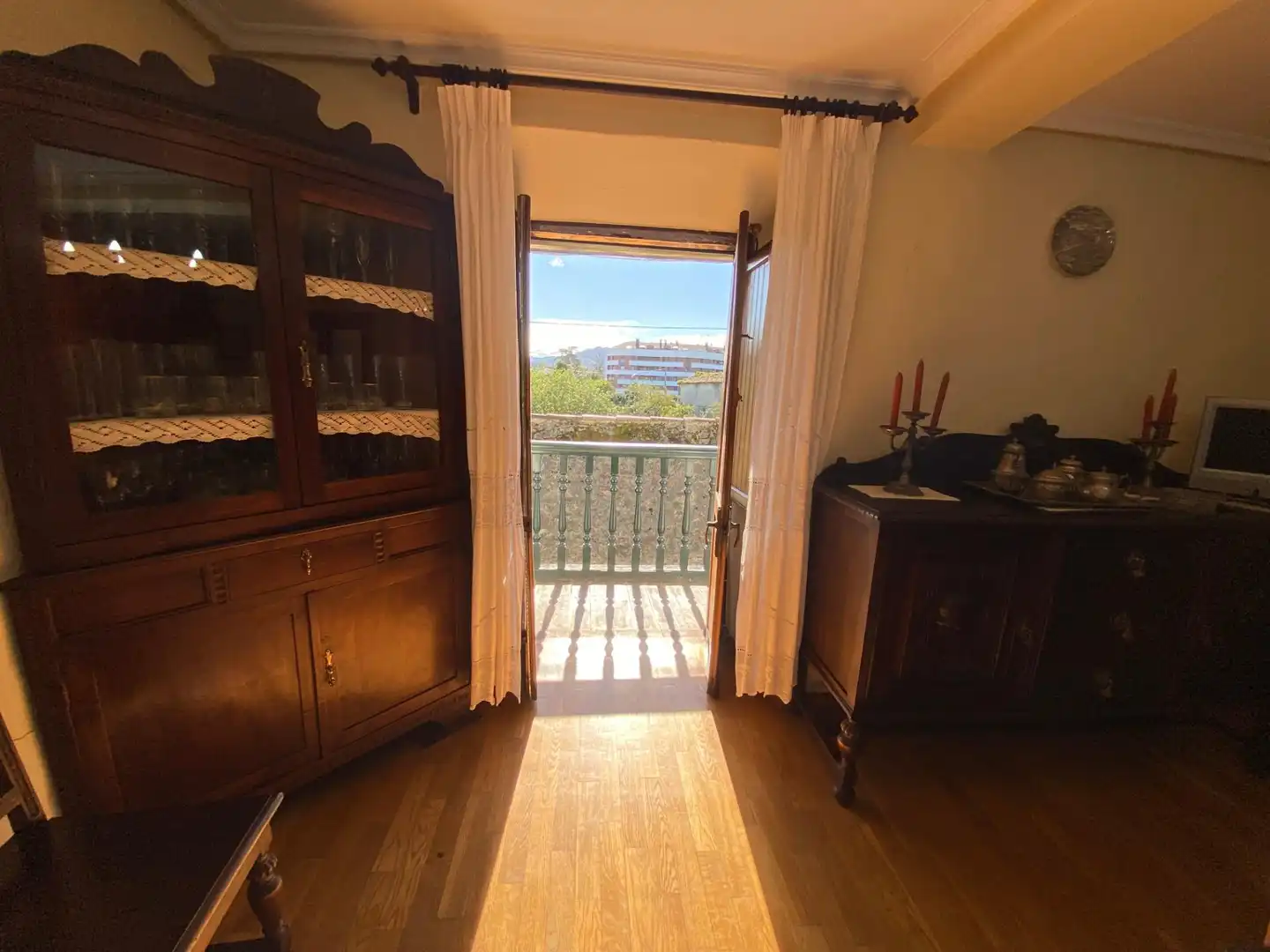 Habitación de Casa adosada en venta en Villaviciosa con Trastero y Balcón