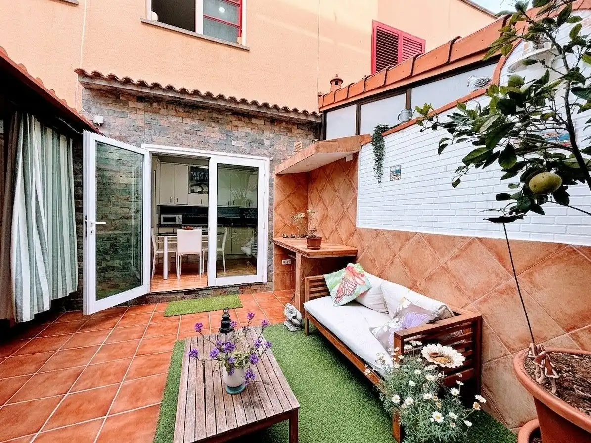 Terrasse von Einfamilien-Reihenhaus zum Verkauf in Las Palmas de Gran Canaria mit Terrasse und Abstellraum