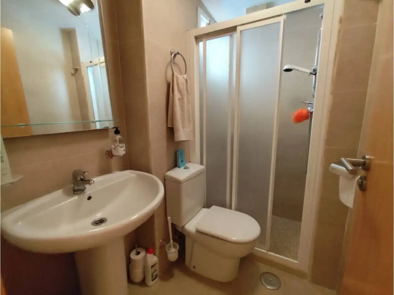 Baño de Casa adosada en venta en Almuñécar con Aire acondicionado, Terraza y Amueblado