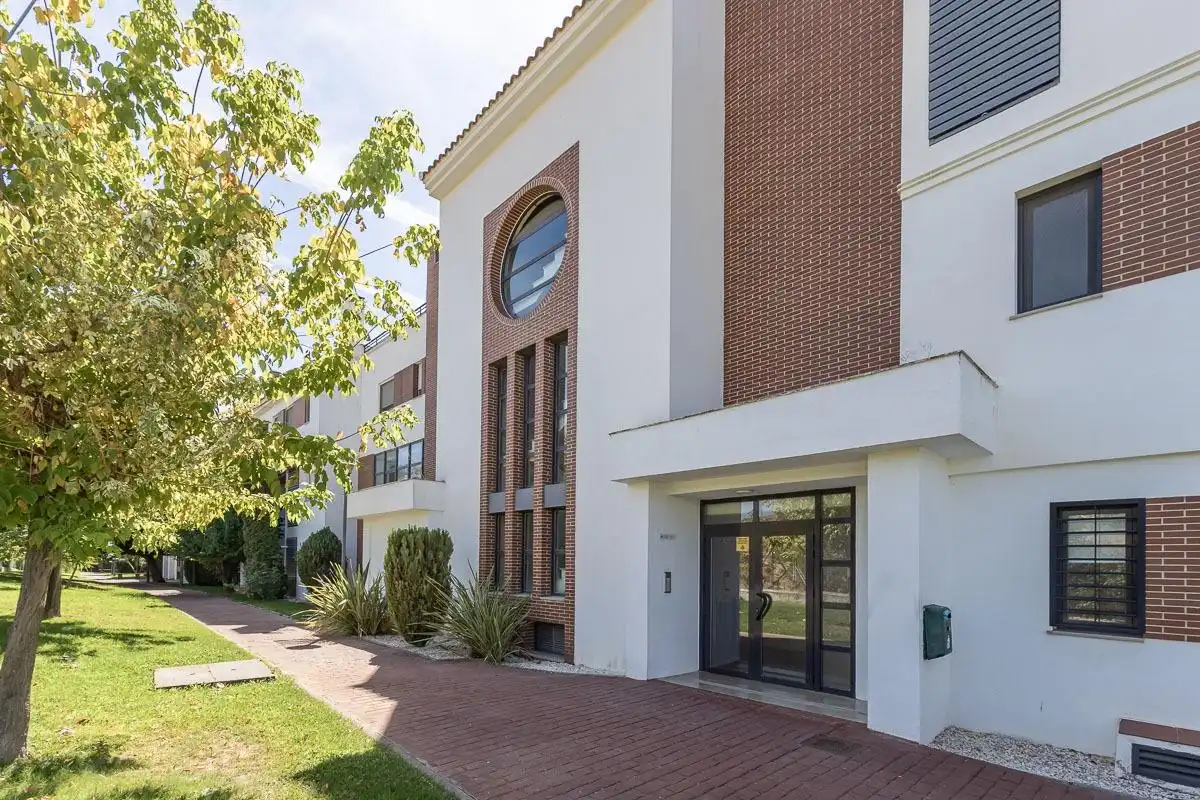 Außenansicht von Wohnung zum Verkauf in Loma Verde