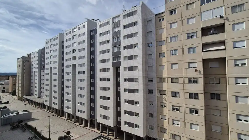 Flat with terrace for sale in Avenida Comercial 15, imagen 6