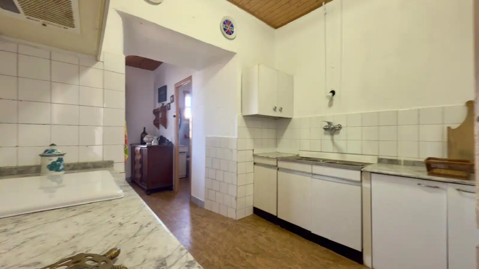 Cocina de Finca rústica en venta en Cenlle con Jardín privado, Terraza y Trastero