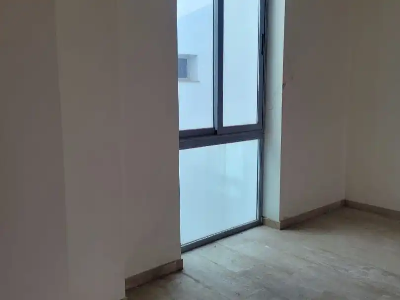 Büro zur Miete in Lepe mit Terrasse