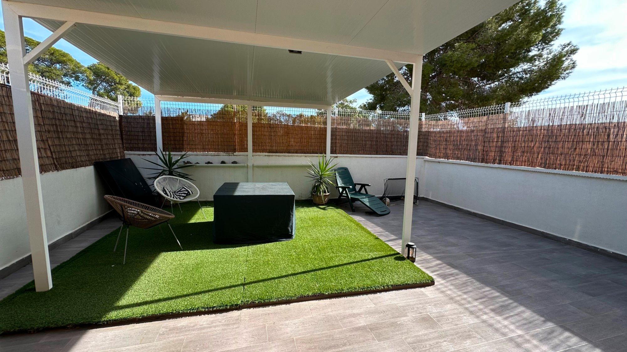 Terraza de Casa o chalet en venta en Guardamar del Segura con Aire acondicionado, Jardín privado y Terraza