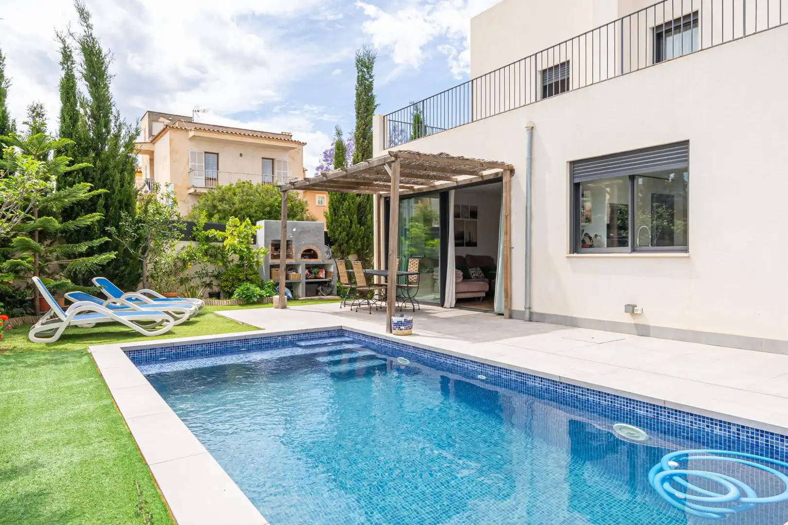Piscina de Casa o xalet en venda en Calvià amb Aire condicionat, Calefacció i Jardí privat