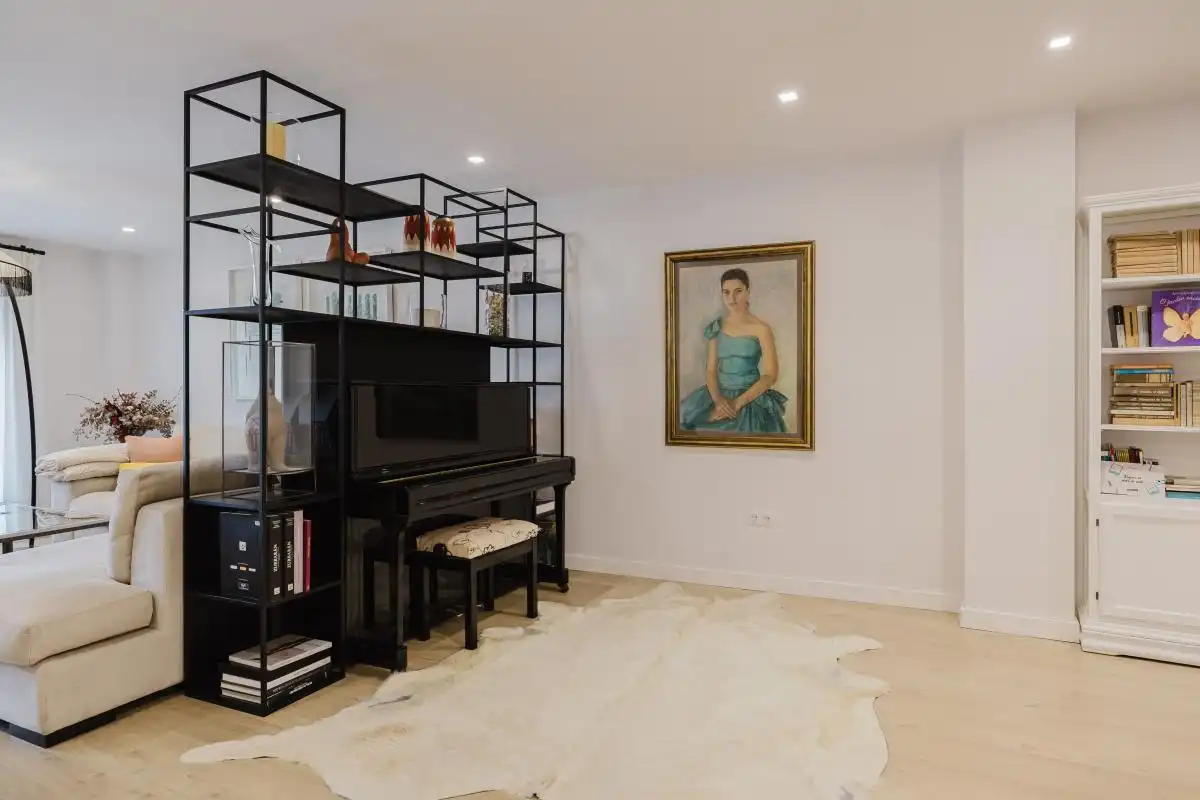 Living room of Flat for sale in Málaga  with Air Conditioner, Heating and Terrace
