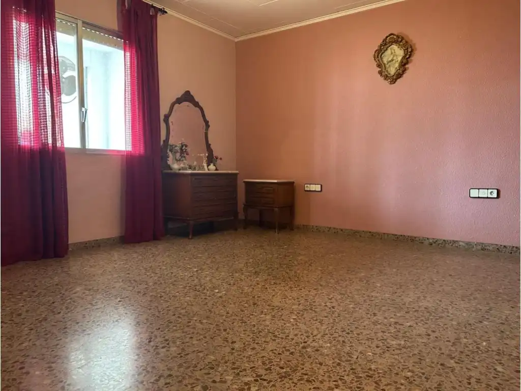 Flat for sale in Carcaixent