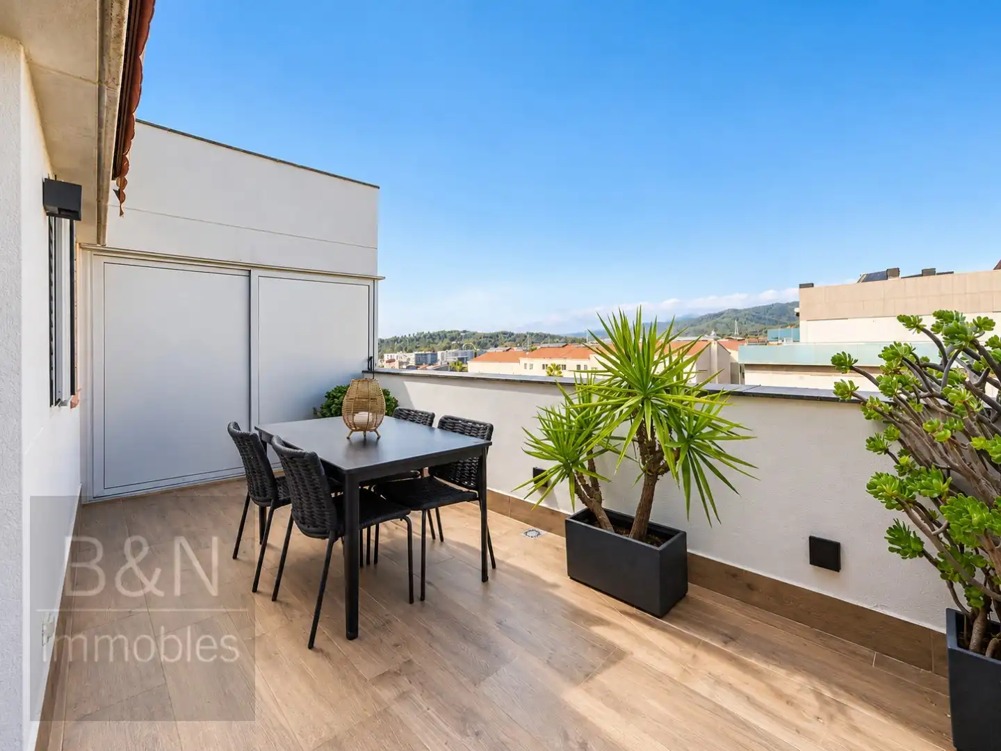 Penthouse with lift for sale in Nord-oest, imagen 3
