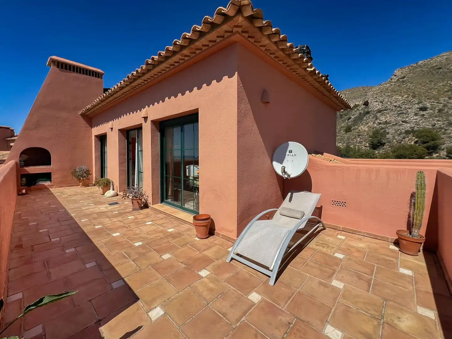 Apartment with pool for sale in Golf Bahía, imagen 3