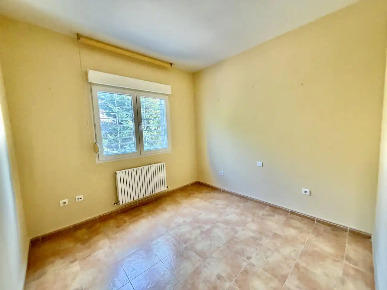 Bedroom of Houses for sale in Padiernos  with Heating and Private garden