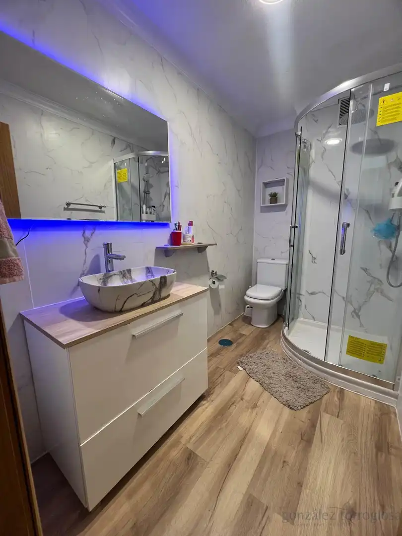 Baño de Piso en venta en Lorca con Aire acondicionado, Amueblado y Balcón