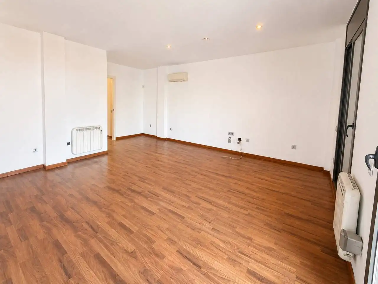 Flat with lift for sale in Calle Torrent