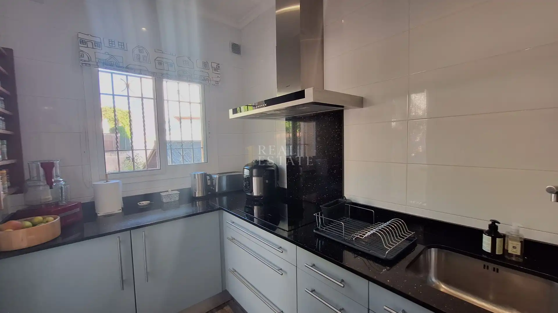 House with terrace for sale in Rambla dels Mortits, imagen 9