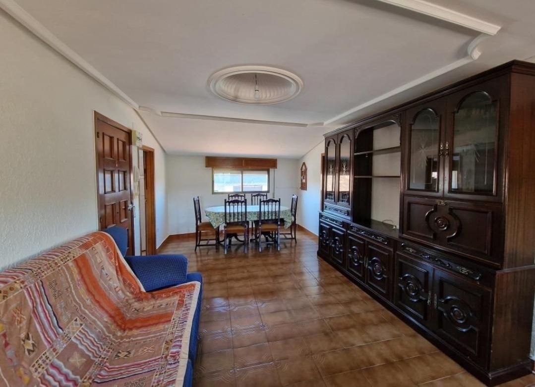 Dining room of Study for rent in Ourense Capital   with Furnished