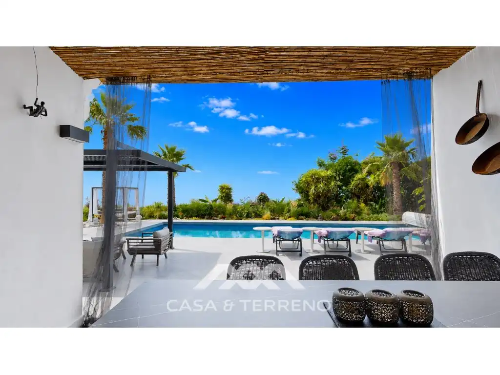 Terraza de Casa o chalet en venta en Algarrobo con Aire acondicionado, Calefacción y Jardín privado