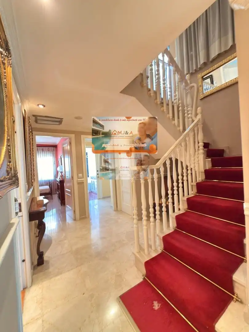 Dúplex en venta en Castellón de la Plana / Castelló de la Plana con Calefacción, Parquet y Terraza