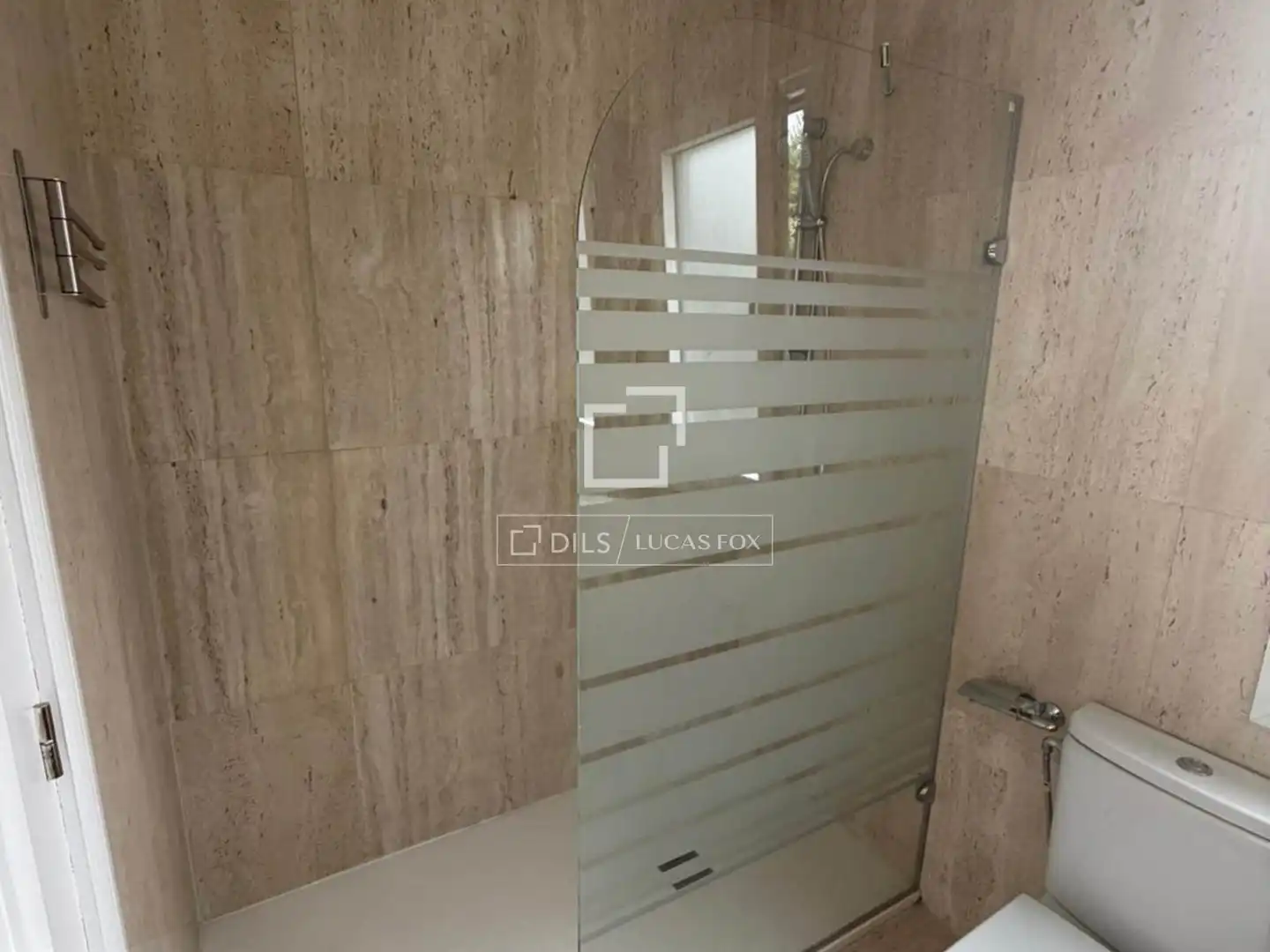 Bany de Casa o xalet de lloguer en La Moraleja amb Aire condicionat, Calefacció i Jardí privat
