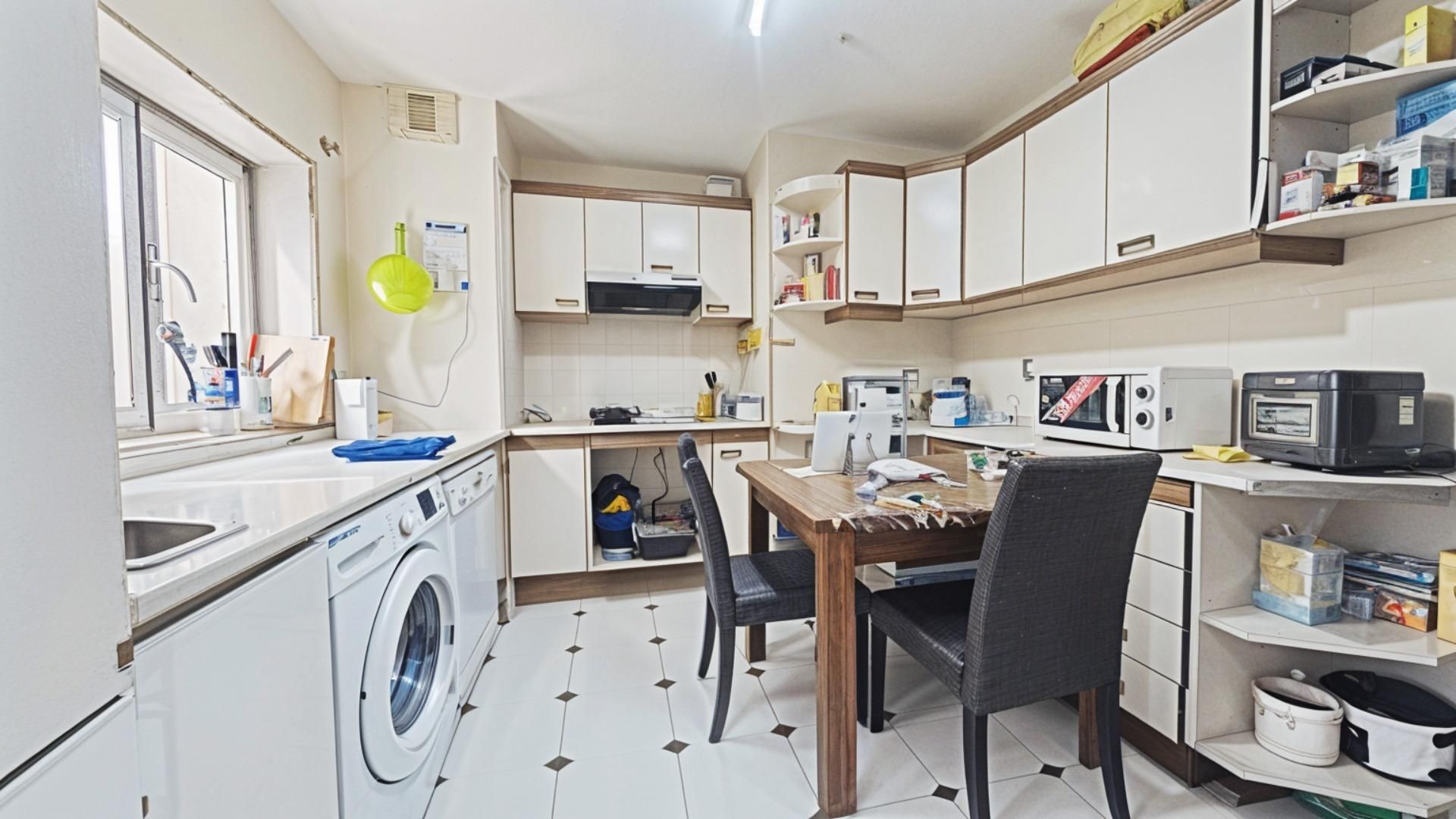 Cuina de Pis en venda en  Madrid Capital amb Calefacció, Terrassa i Balcó