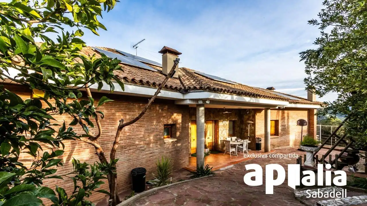 Casa amb terrassa en venda a El Racó - Sant Feliu del Racó, imagen 2