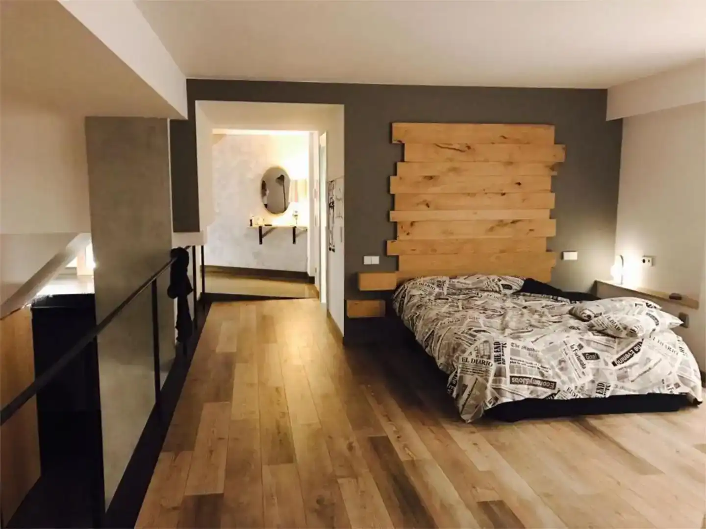 Schlafzimmer von Loft zur Miete in A Coruña Capital  mit Klimaanlage und Möbliert