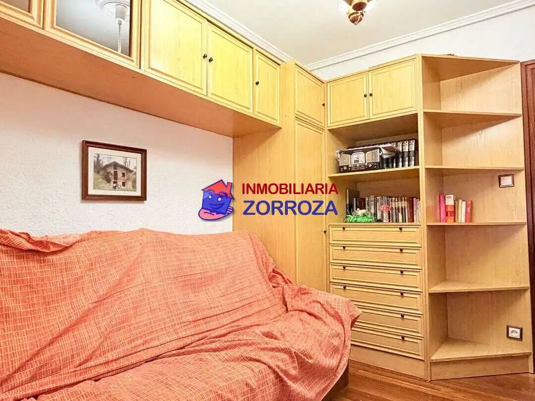 Bedroom of Flat for sale in Bilbao   with Heating and Furnished