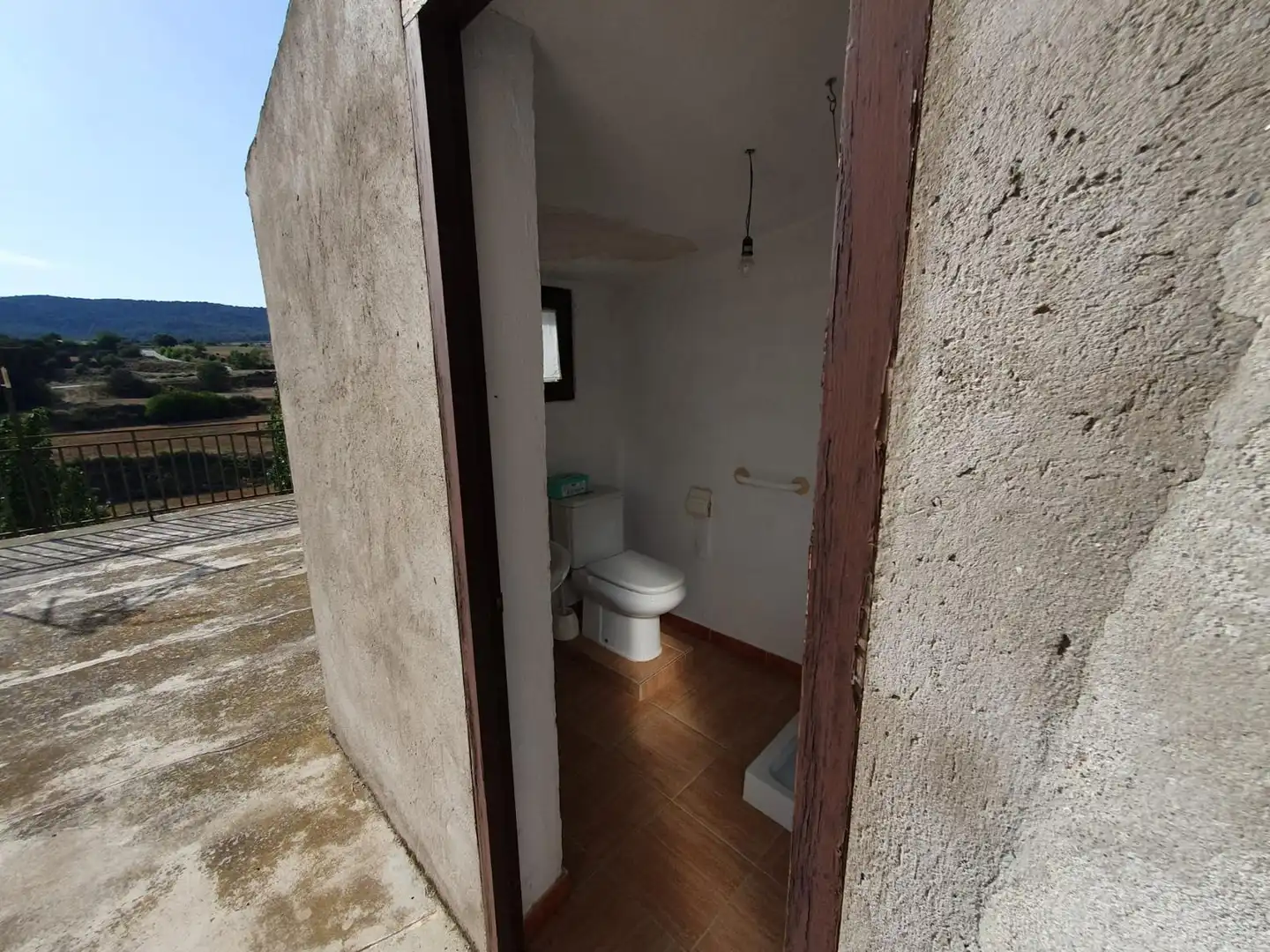 Bany de Casa o xalet en venda en Vilanova de l'Aguda amb Terrassa i Balcó