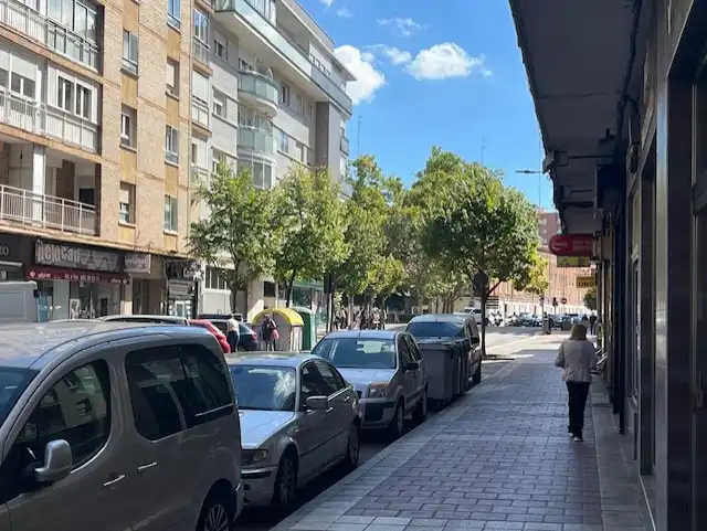 Außenansicht von Geschaftsraum zur Miete in Valladolid