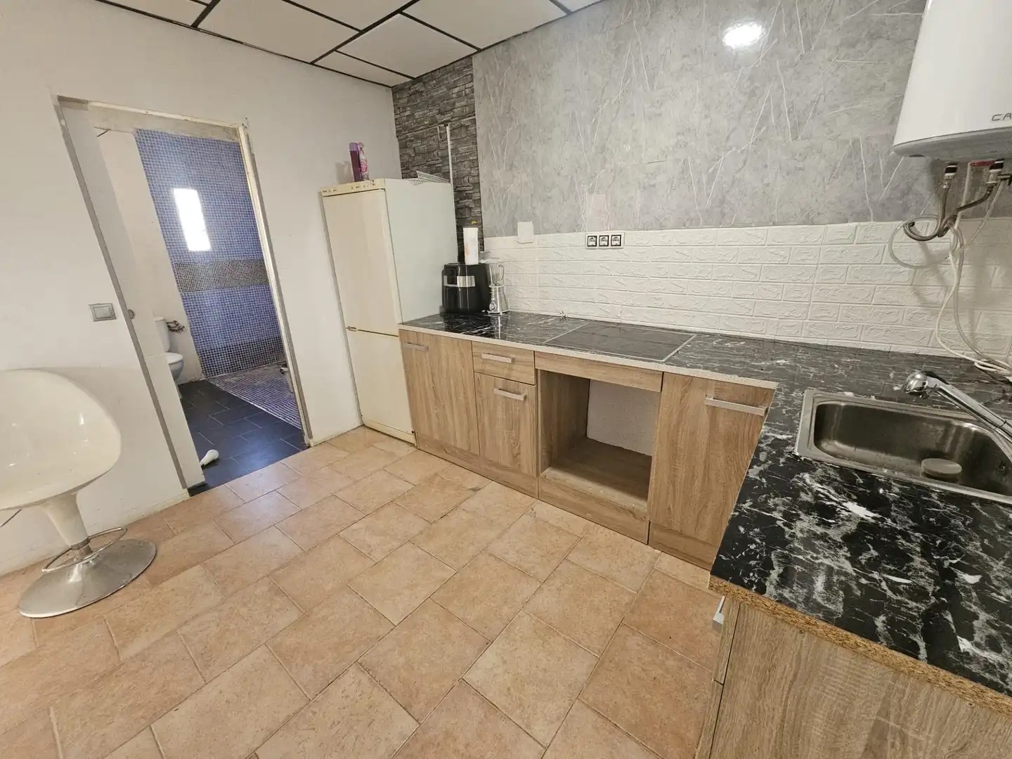 Cuina de Casa o xalet en venda en Montroi / Montroy amb Aire condicionat, Calefacció i Jardí privat