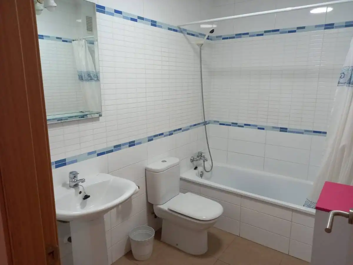 Appartamento con ascensore in affitto a Calle Ntra. Sra. de Monserrate, imagen 37