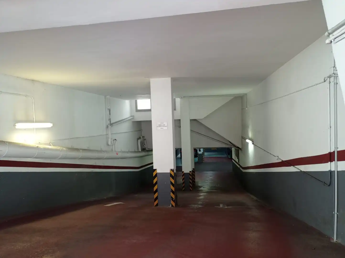 Einzelparkplatz mit Aufzug zur Miete in Passatge de Fontanelles, imagen 6