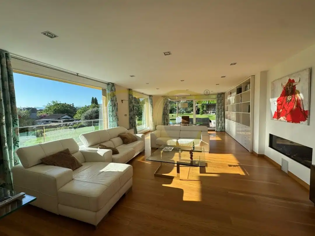 Living room of Houses for rent in Santa Cruz de Bezana  with Air Conditioner, Heating and Private garden