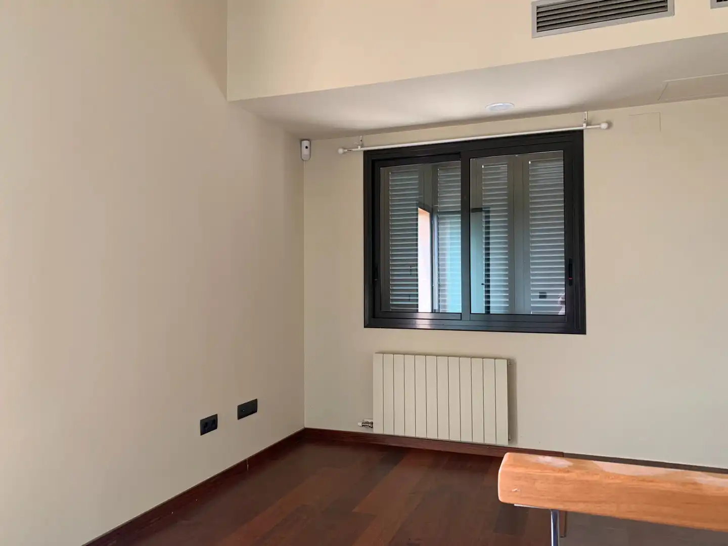 Habitación de Casa adosada en venta en Reus con Aire acondicionado, Calefacción y Jardín privado