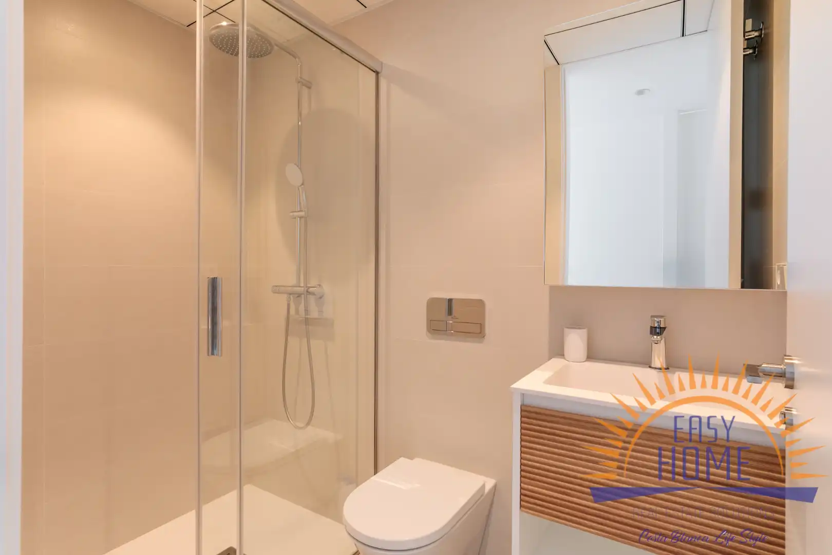 Bathroom of Houses for sale in Monforte del Cid  with Air Conditioner, Heating and Private garden