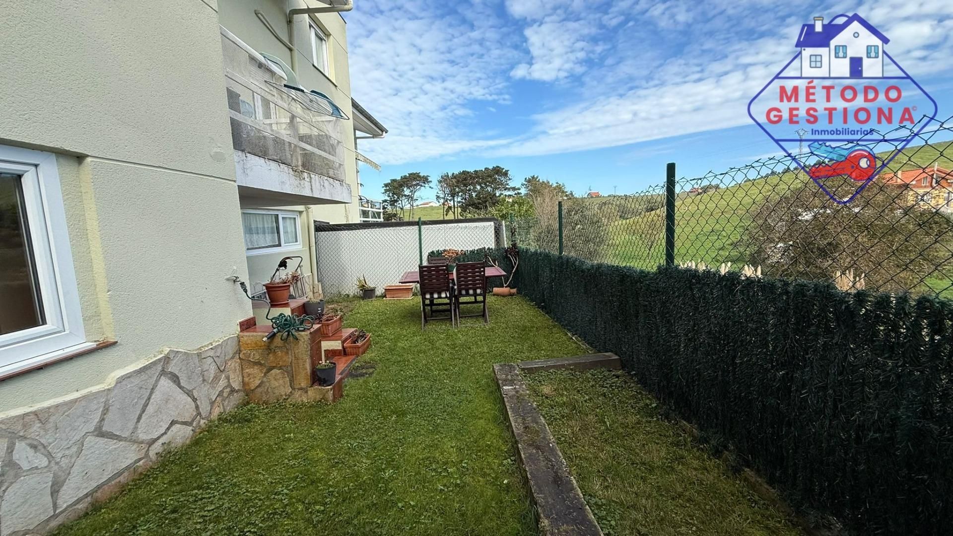 Casa adosada en venta en Cuchía